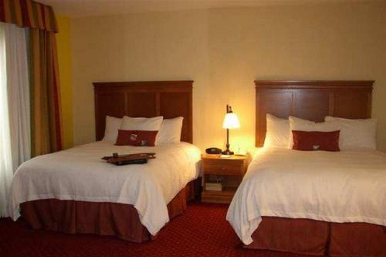 Hampton & East Hotel Louisville