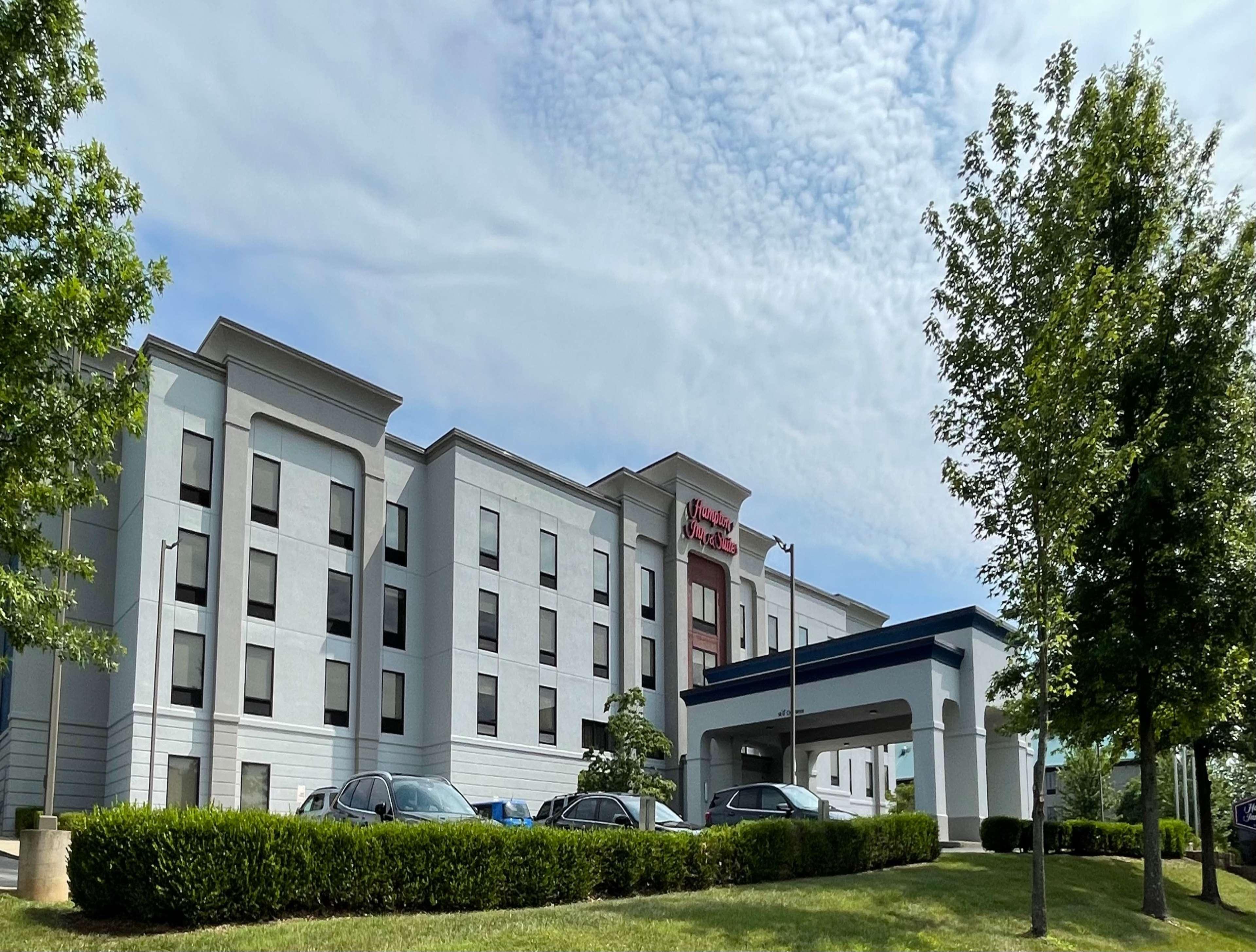 Hampton & East Hotel Louisville