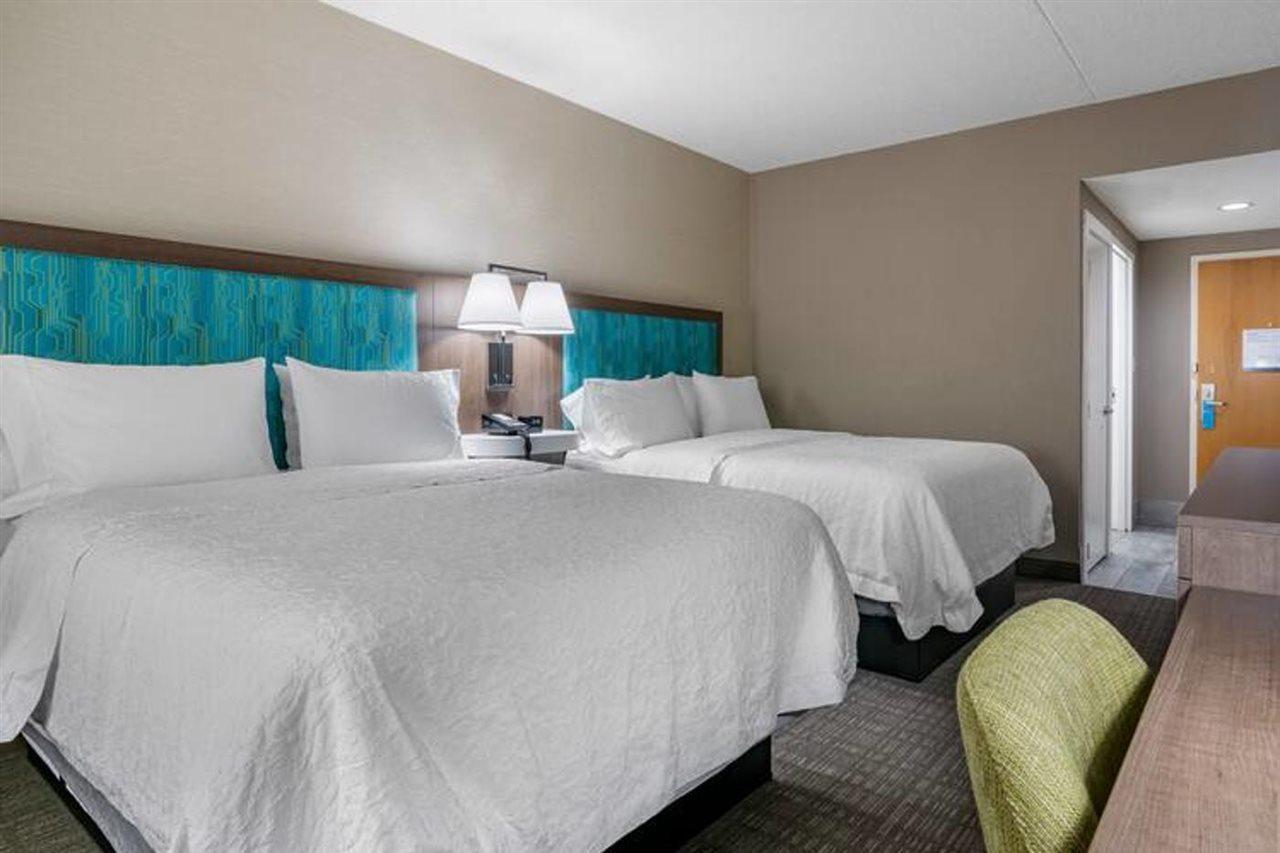 Hampton & East 3* Louisville