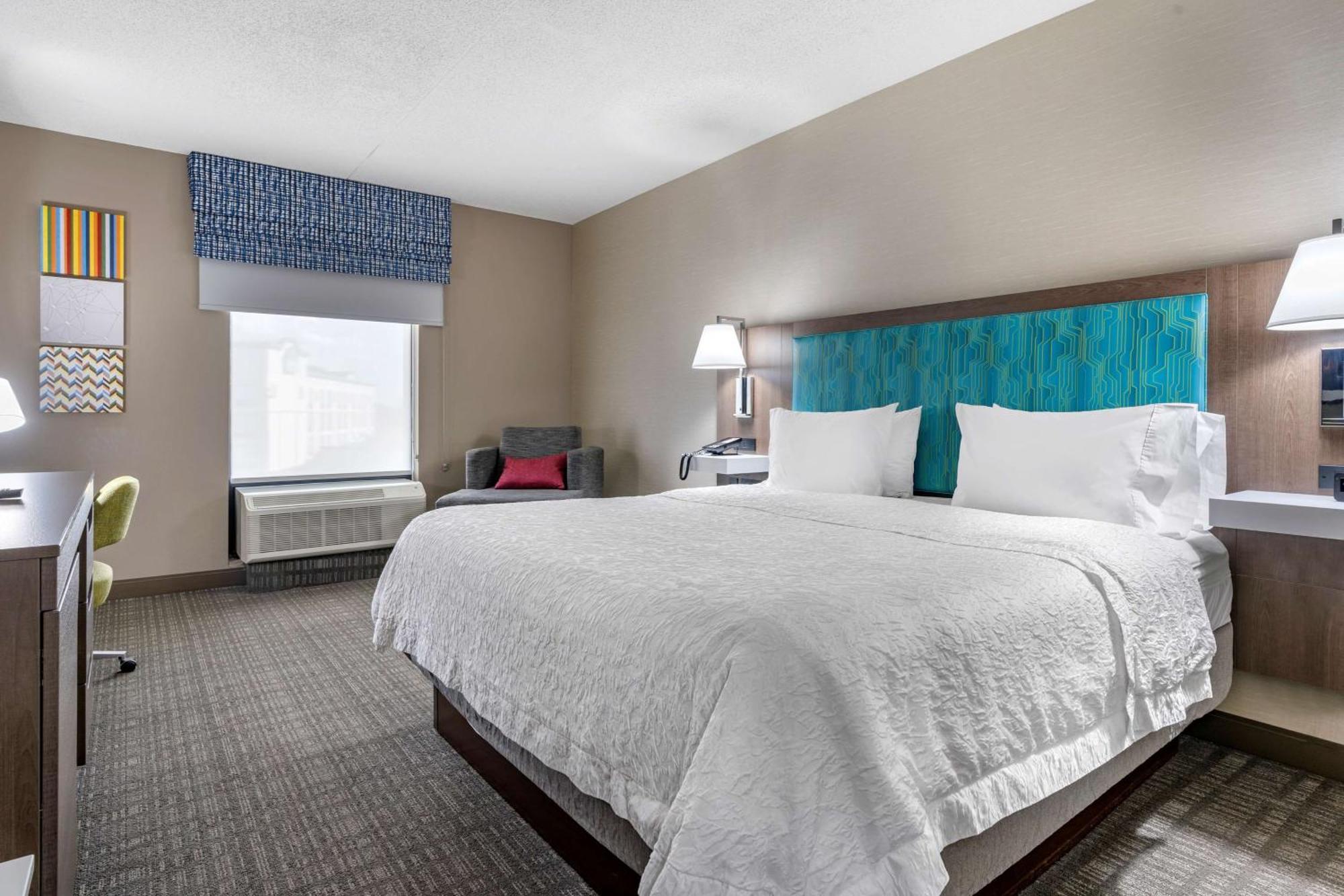 Hampton & East Hotel