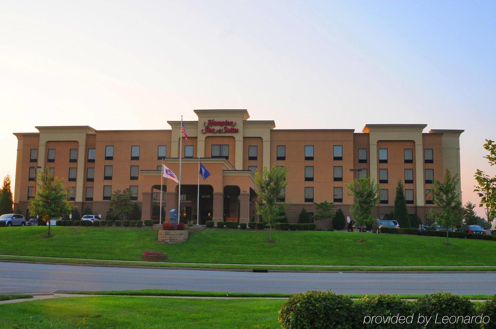 Hotel Hampton & East Louisville