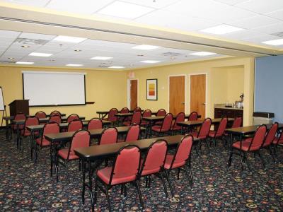 Hampton & East Hotel 3*